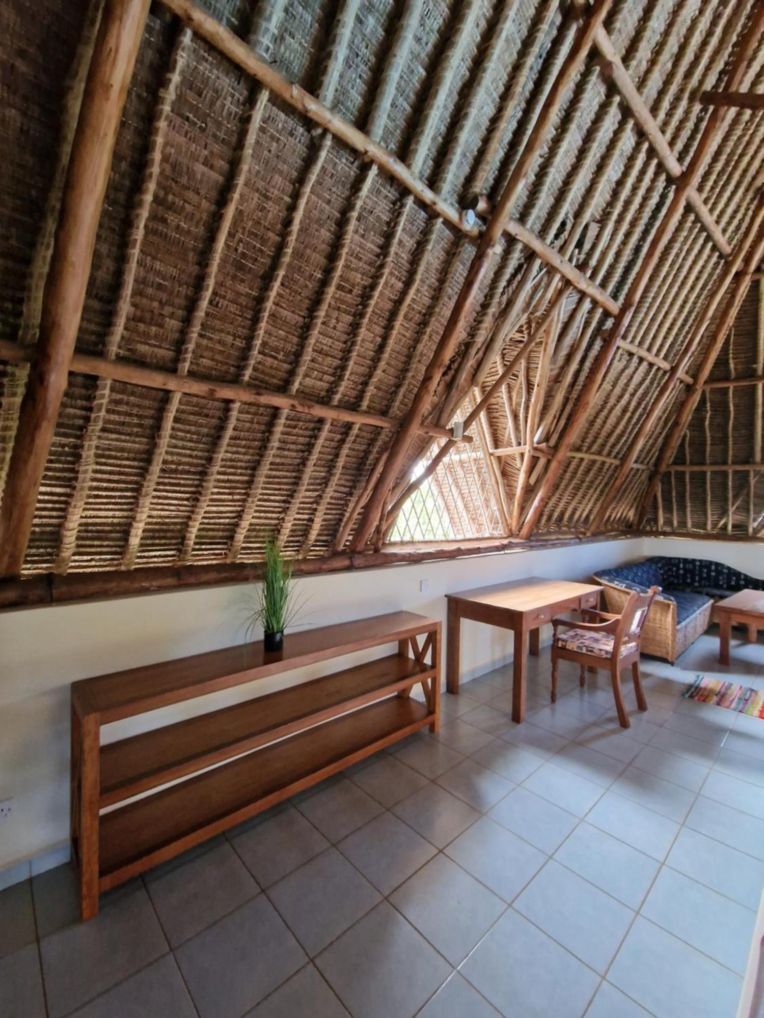 Paradiesische Villa Maisha Mazuri Mit Pool. Terrasse Und Personal Diani Beach Ngoại thất bức ảnh