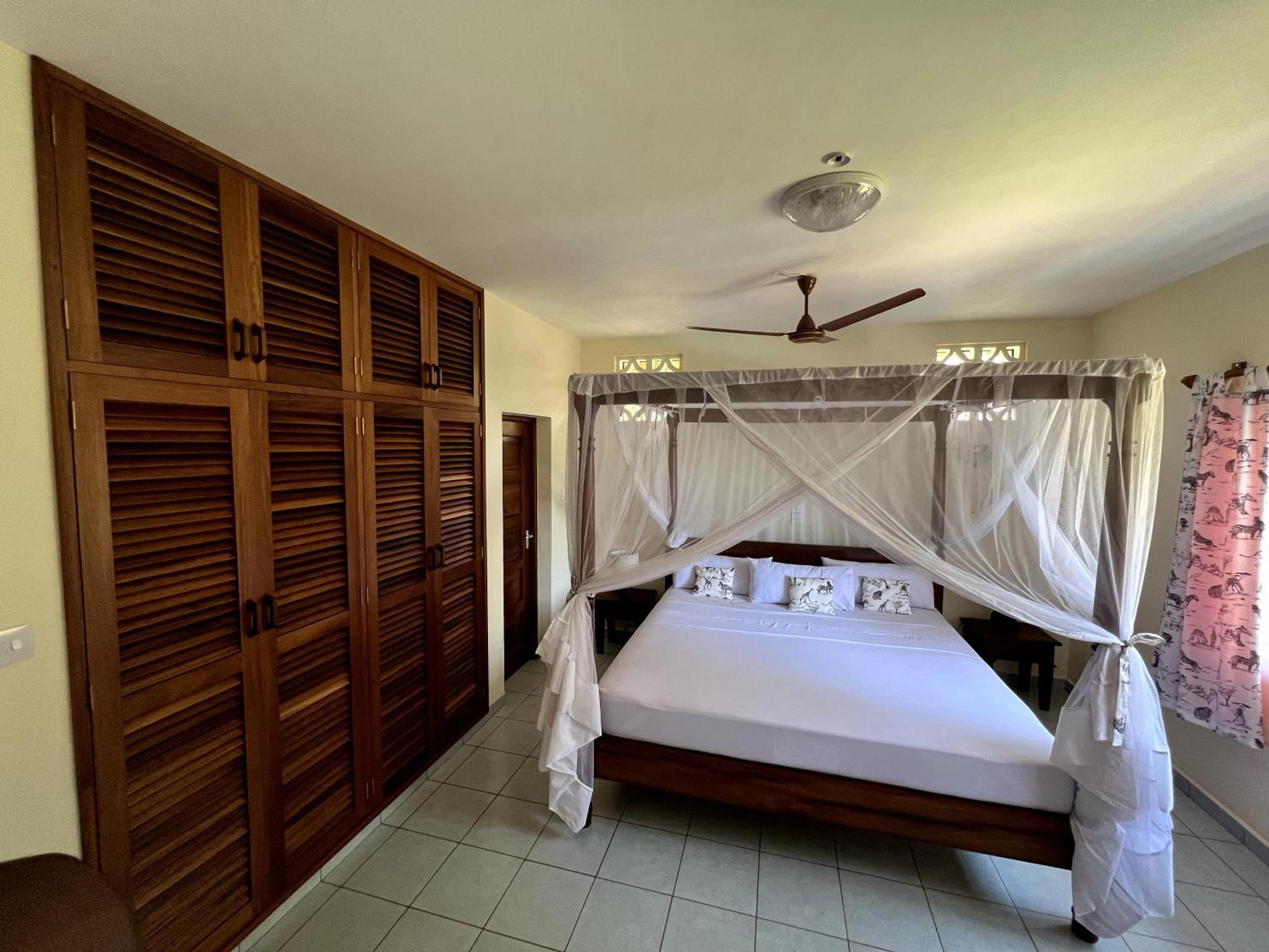 Paradiesische Villa Maisha Mazuri Mit Pool. Terrasse Und Personal Diani Beach Ngoại thất bức ảnh